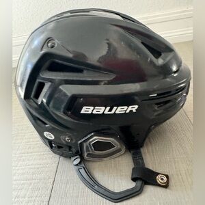 Bauer Re-Akt 150 Adjustable hockey helmet Size Small